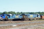 CSX 2704 & 765 in the yard